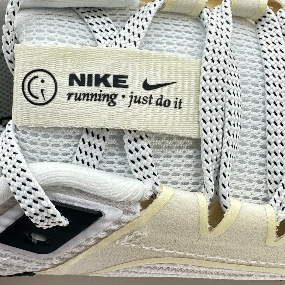 Women's Nike Air Zoom Pegasus 40 White Coconut Milk Sail Black Running Size 11 - Picture 10 of 12